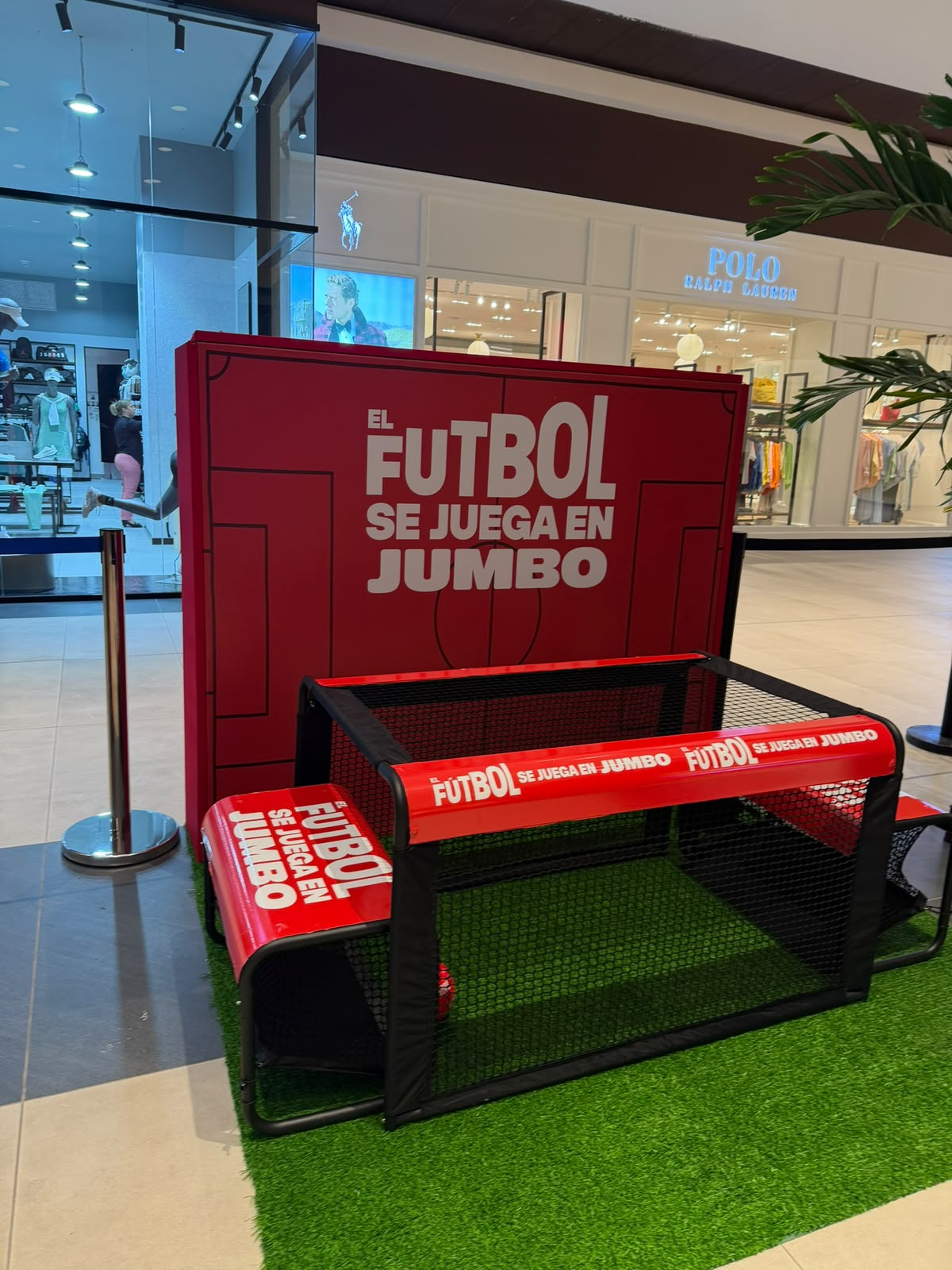Soccer Bench con personalización de la marca Jumbo
